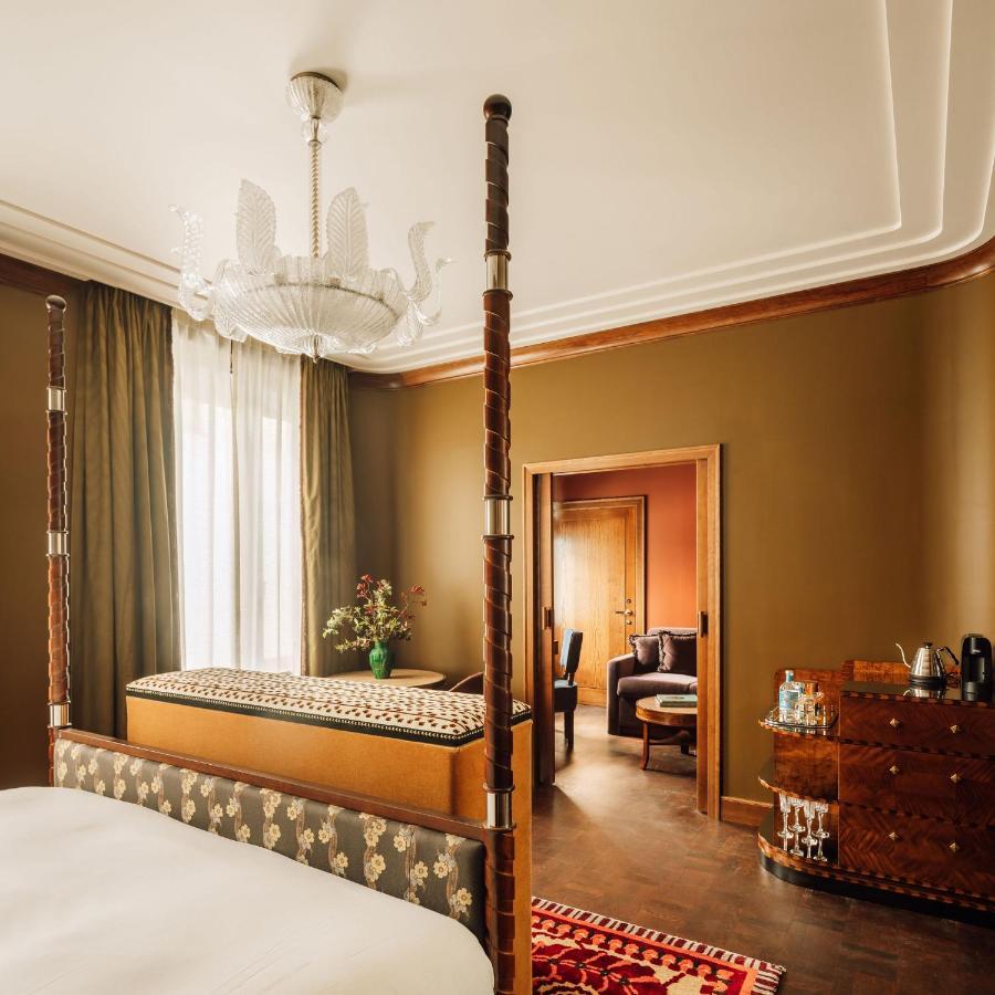 Sommerro 奥斯陆 外观 照片 A suite at the Hotel de Crillon