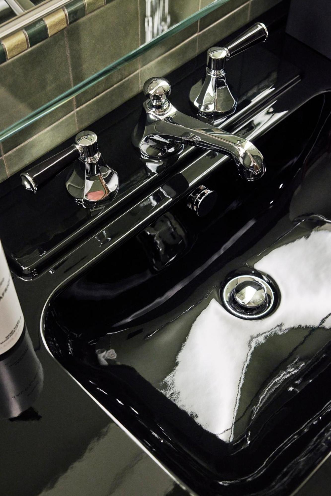 Sommerro 奥斯陆 外观 照片 A black sink